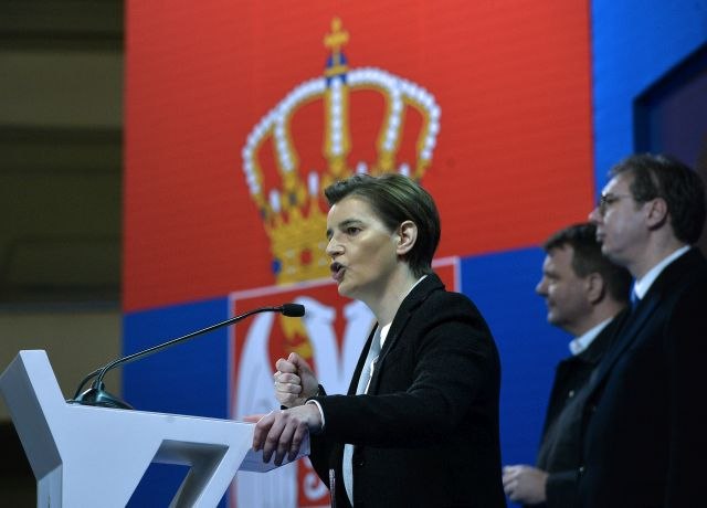 Premijerka odgovorila An Mari Ćurčić: Na raspolaganju sam Vam